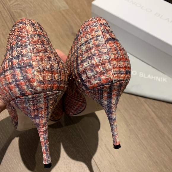 Authentic Manolo Blahnik BB Snakeskin Pump - Picture 5 of 8